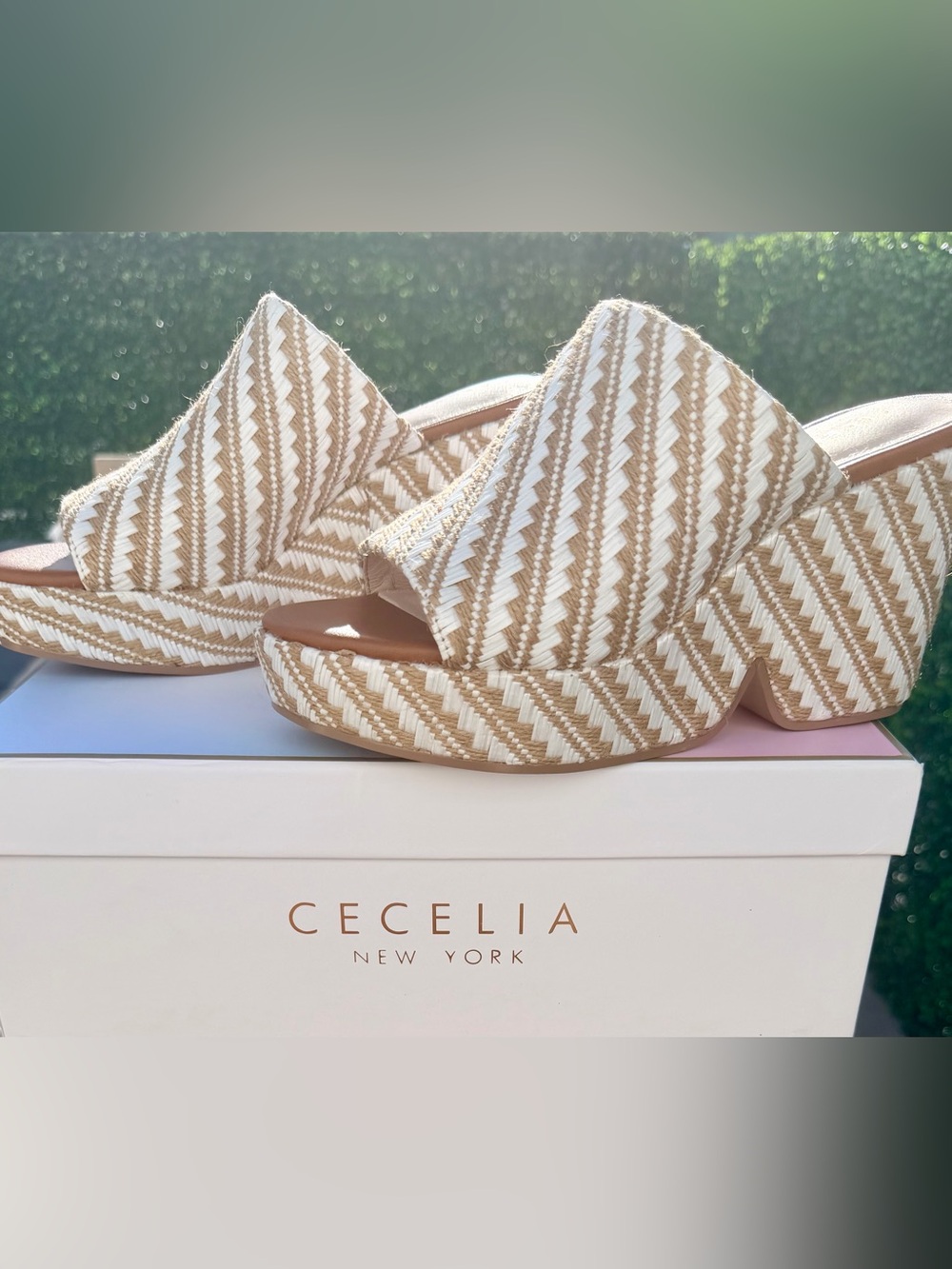 CECELIA Raffia Wedge Sandals / Woven Beige & White Platform Mules - NEW IN BOX